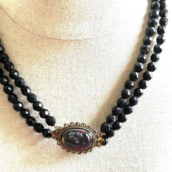 Vintage Black Cameo Necklace Set - Picture 4 of 8